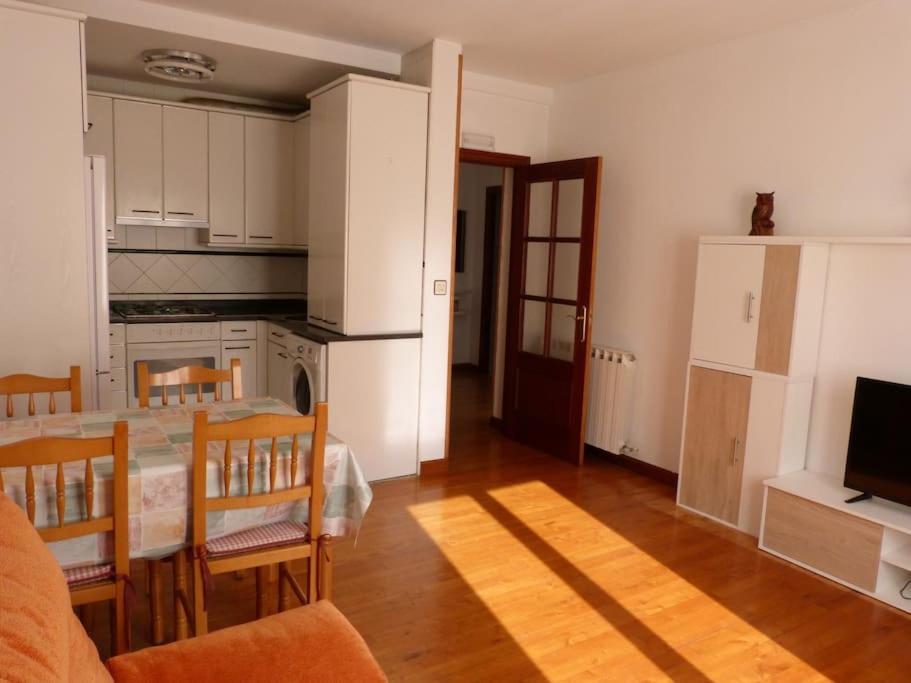 Eguzkilore - Apartamento Luminoso Y Soleado Elizondo Bagian luar foto